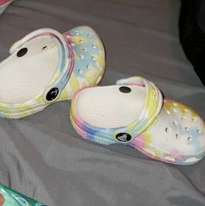 Toddler crocs